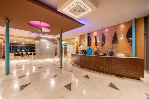 貝尼多姆廣場住宿 (Benidorm Plaza) in 萊萬特海灘