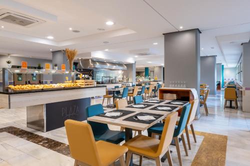 貝尼多姆廣場住宿 (Benidorm Plaza) in 萊萬特海灘