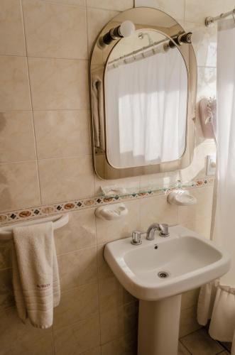 Classic Suite image 5