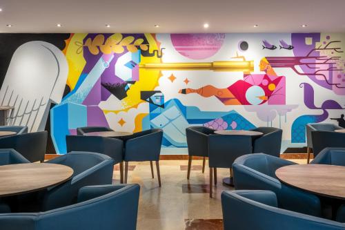 貝尼多姆廣場住宿 (Benidorm Plaza) in 萊萬特海灘