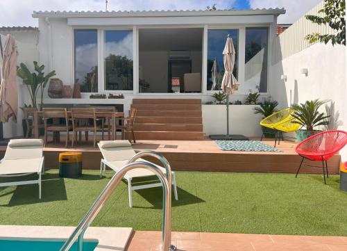 บริการและสิ่งอำนวยความสะดวก, Central Beach Villa W/ Heated Pool, By TimeCooler in ไบร์โร ดา อัสซุนเชา