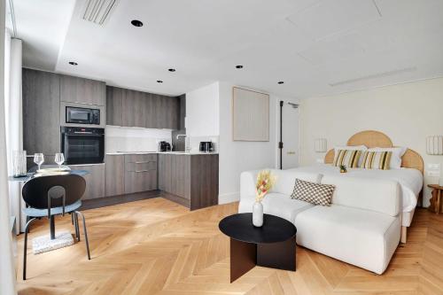 Brand New Modern Studio in Central Paris - 2P - B1