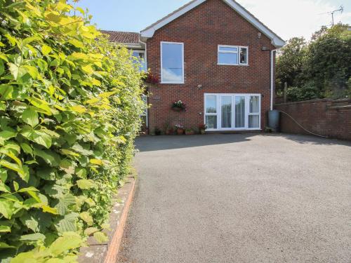 Plum Hill Apartment - Oswestry