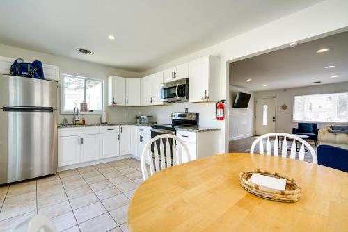 Charming Beach Haven West Home 1 Mi to Beach! in Manahawkin, USA