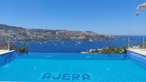 MAGNIFICENT VIEW with PRIVATE POOL & PIANO, 3 BEDROOM VILLA - MIN 1 WEEK STAY- - Accommodation - Gundogan