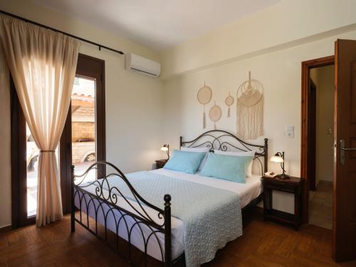 Ageri Traditional Villa - image 13