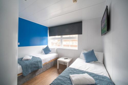 easyHotel London Luton - image 2