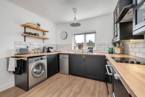 ห้องครัว, The Limes - Beautiful Town House Apartment, Oakham in โอคขาม
