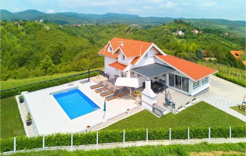 B&B Glavnica Donja - Nice Home In Glavnica Gornja With Outdoor Swimming Pool, Sauna And 3 Bedrooms - Bed and Breakfast Glavnica Donja