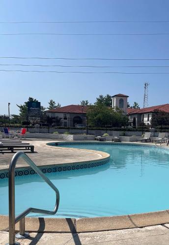 Clarion Pointe - image 3