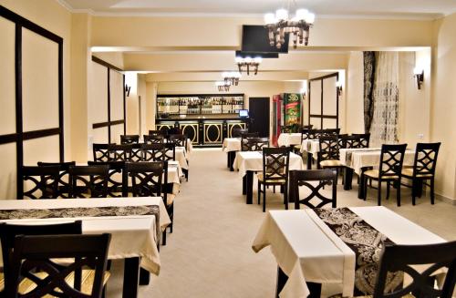 Étterem, Stupari in Village Shaian (Hust Régió)