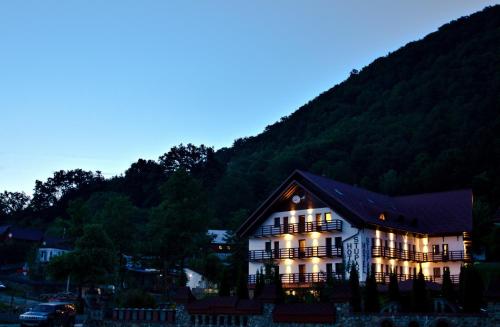 Stupari - main image