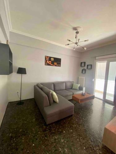Lovely flat Korydallos in Terpsithea-Vryoni Bölgesi