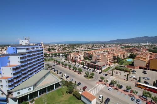 Apartment with Terrace image 5