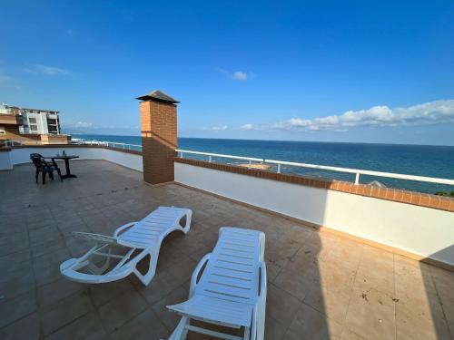 Two-Bedroom Apartment room in ACV - Vistamar II-1ª linea planta 9 Frontal al mar