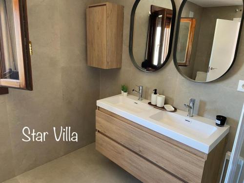 Star Villa Conil con jacuzzi