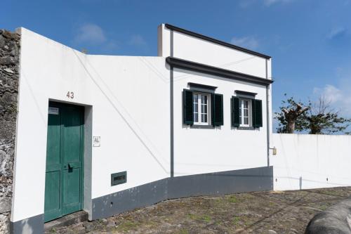  The Family House in Horta