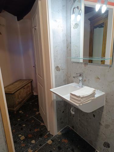 Petropoulakis Tower Room Type - Family Suite