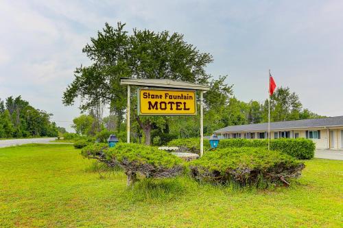 Stone Fountain Motel