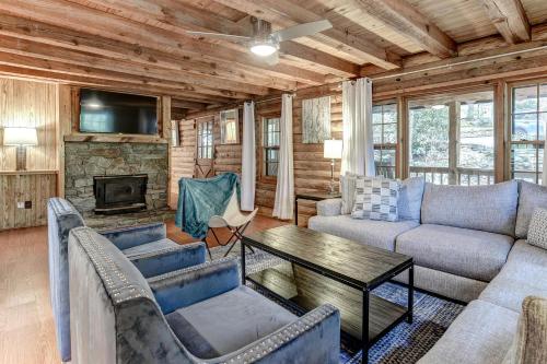 Charming Renovated Cabin with Fireplace