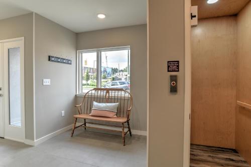 Astonishing South Slope Townhome with Rooftop Terrace Unit 94 in Asheville, USA