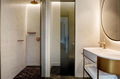 Radisson Collection Hotel Magdalena Plaza Sevilla - image 4