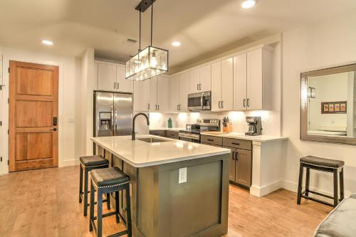55 South Market Condo 108 in Asheville, USA