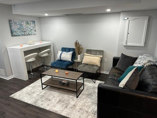 Luxurious and modern one bedroom basement suite.