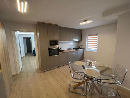 Luxury Apartment Centrul Vechi - Curtea de Argeş