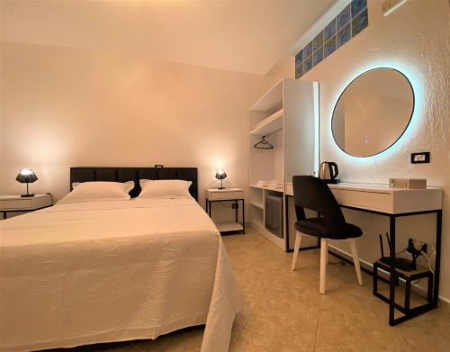 The White Corner - Durres