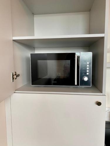 Elegance Apartment - City Centre Free Parking, Tallinn (photo 9)