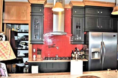 Waterfront 3 Bdrm in Georgetowns Historic District in Georgetown, USA