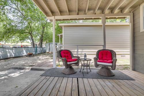 Charming San Antonio Home 5 Mi to Downtown! in San Antonio, USA
