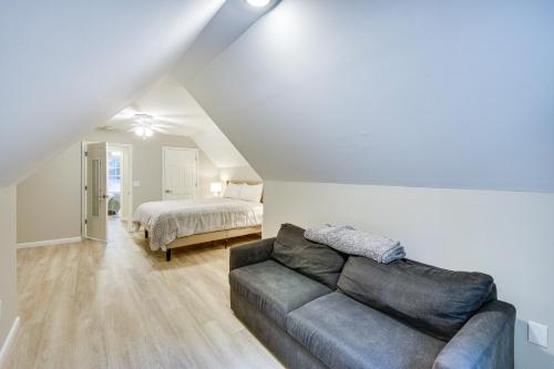 Lake Hartwell Retreat with 2-Tier Dock and Boat Slip! Lake Hartwell Retreat with 2-Tier Dock and Boat Slip!