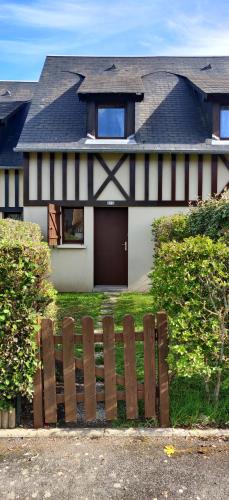 Cottage Cabourg plage avec jardin et vélos - Location saisonnière - Cabourg