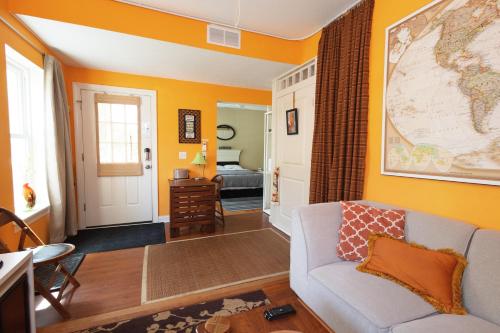 . Small Suite STEPS from Oberlin
