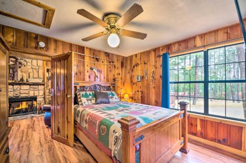Unique Bear Country Cabin in Ruidoso with Hot Tub! - image 5
