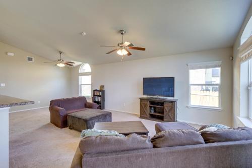 Family-Friendly Killeen Home with Covered Patio! in Killeen, USA
