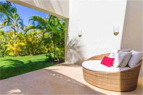 Luxury Modern Punta Mita Condo 3 bdrm, sleeps 8 with Golf access in Villela
