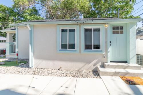 Reno Oasis: Stylish 1-Bedroom Escape - image 4