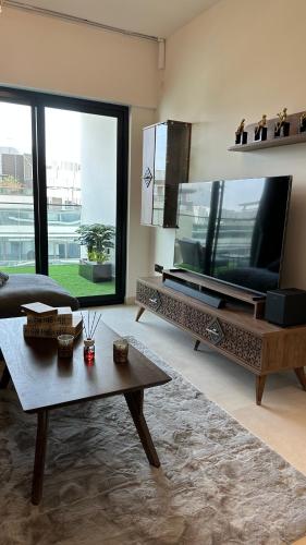 LUXURY 2 bedrooms 5 minutes from Burj Khalifa, Dubái (foto 2)