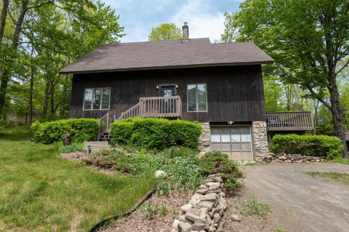 NYC getaway. Close to Minnewaska park & wineries.