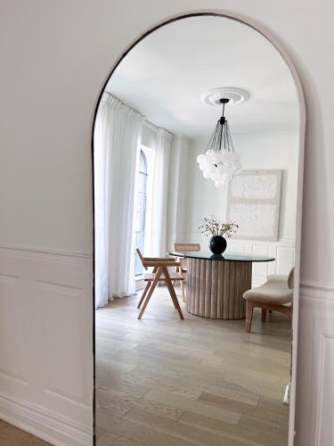 MrNomad Boutique Hotel Parisian Townhouse in Оак Лаун