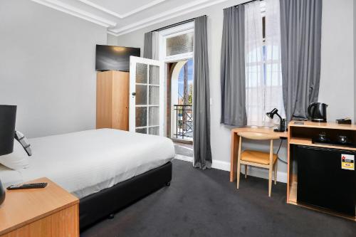 Penshurst Hotel - image 8