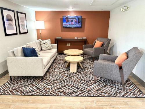 Candlewood Suites Savannah Airport, an IHG Hotel