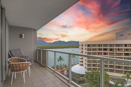 The Reef Pad, ideally located with a stellar view!