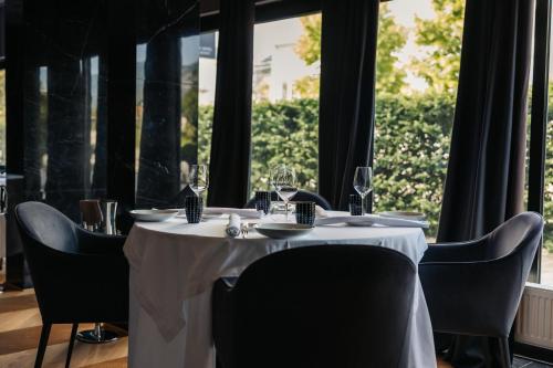 DAM boutique hotel & restaurant