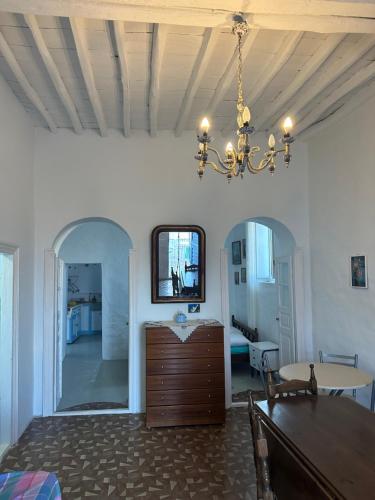 Cycladic house with amazing view in Potamia village Cycladic house with amazing view in Potamia village