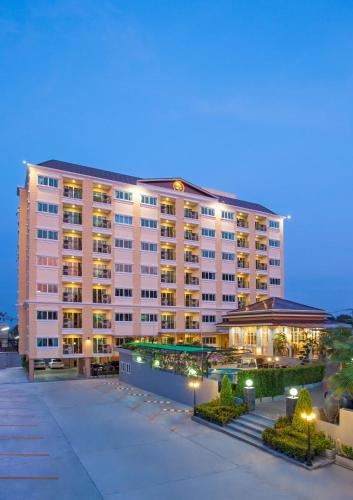 ROYAL GRAND PATTAYA