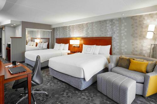 Courtyard by Marriott Toronto Brampton